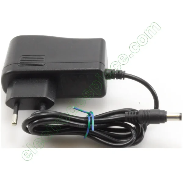 ALIMENTADOR 8,4V 1A CONECTOR 5,5x2,1